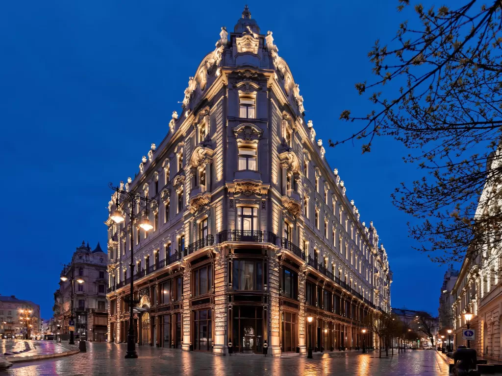 istana-matild-hotel-bintang-lima-di-jantung-budapest-yang-terdaftar-di-unesco